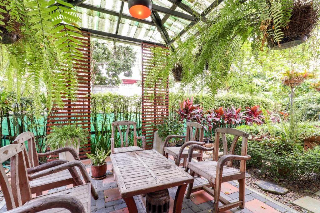 צ'יאנג מאי Oyo 412 7 Days Hotel מראה חיצוני תמונה