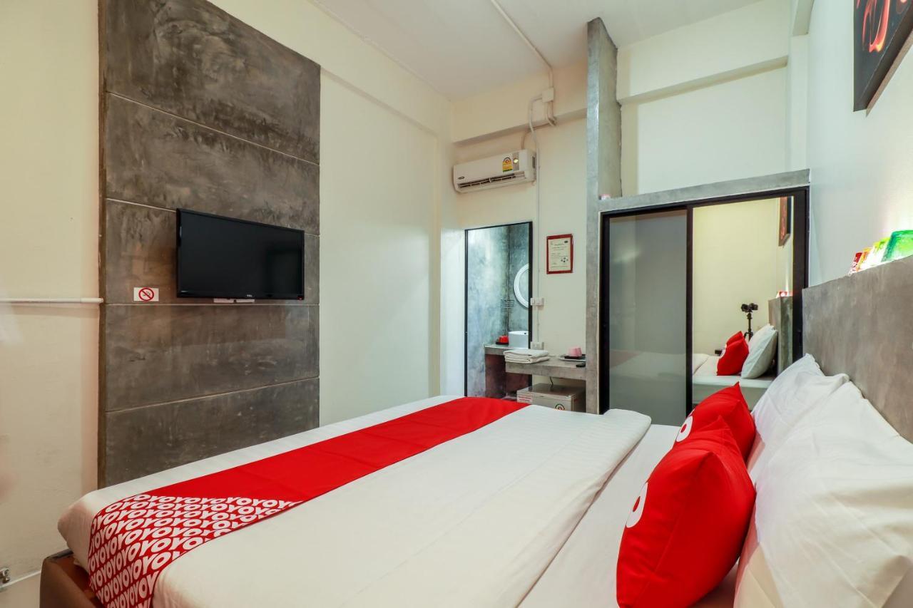 צ'יאנג מאי Oyo 412 7 Days Hotel מראה חיצוני תמונה