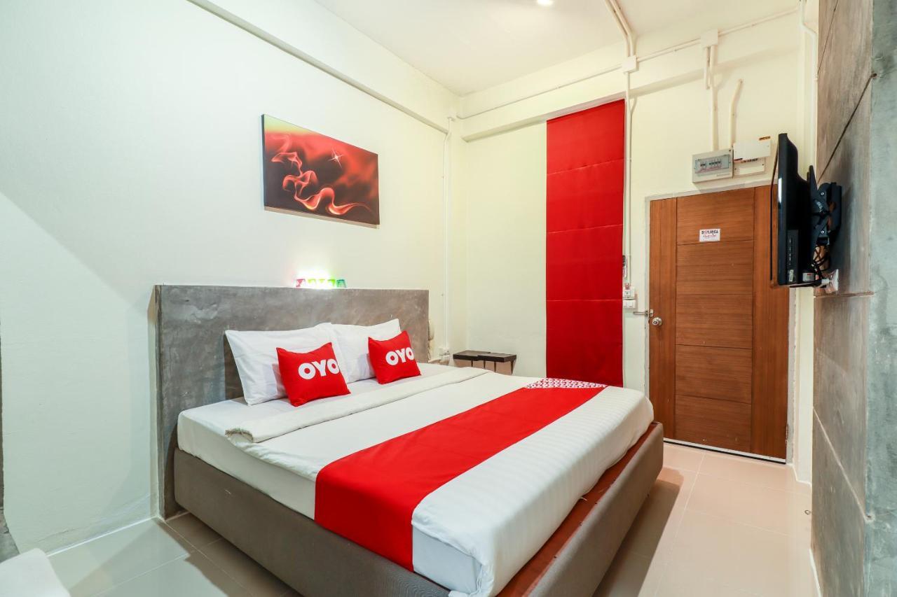 צ'יאנג מאי Oyo 412 7 Days Hotel מראה חיצוני תמונה